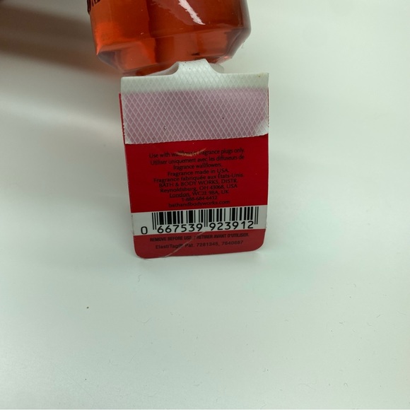 Bath and Bodyworks Winter Candy Apply Wallflower Refill - Picture 4 of 5